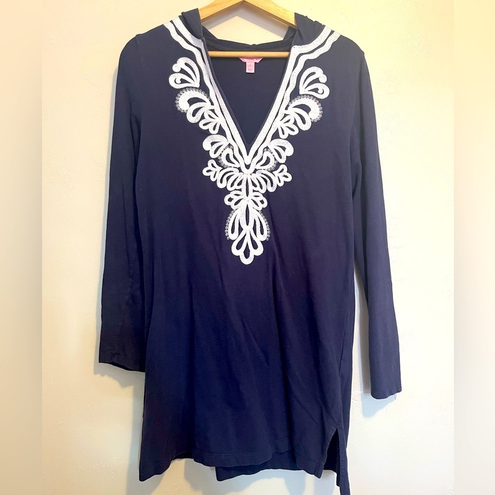 Lilly Pulitzer Shel Hooded Coverup True Navy White Embroidered